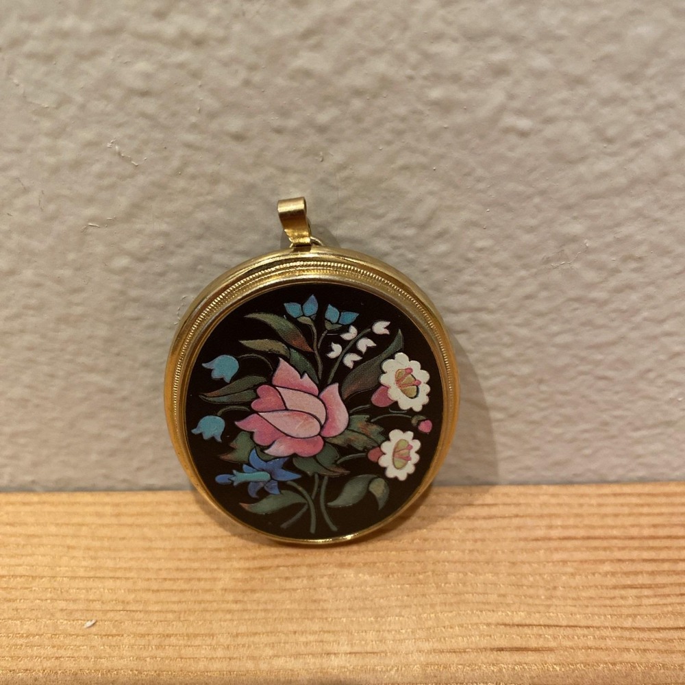 Vintage AVON Pendant from The 1974 Florentine Mosaic Collection